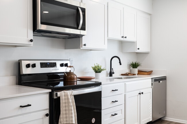 Photo - Sierra Ridge