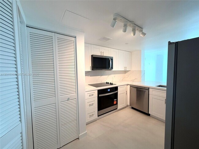 Photo - 2101 Brickell Ave Unit 2301