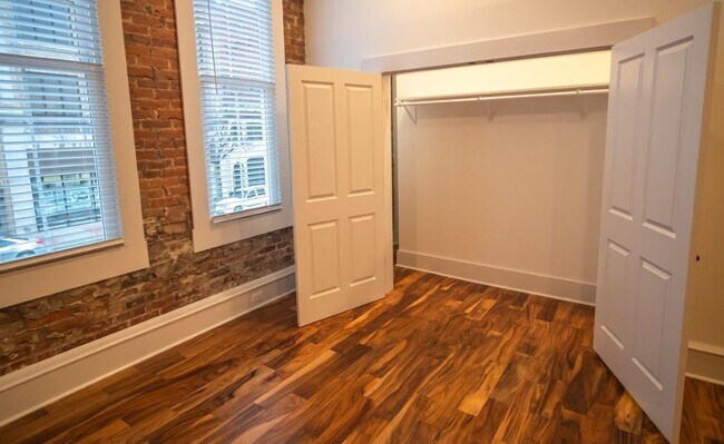 Photo - Downtown Luxury Loft Apartment Unidad Apartment A