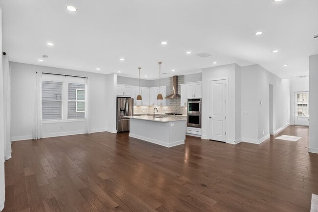 Photo - 1241 Westshore Dr