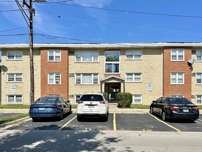 Building Photo - 9630 Ivanhoe Ave Rental