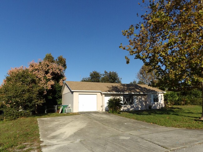 Photo - 3 Bedroom 1 bath Call Carole Arcaro Delton...