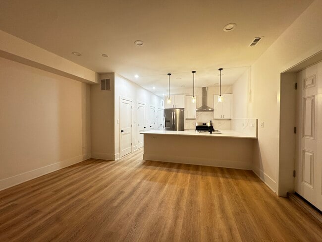 Photo - 2425 W Cortez St Unit G