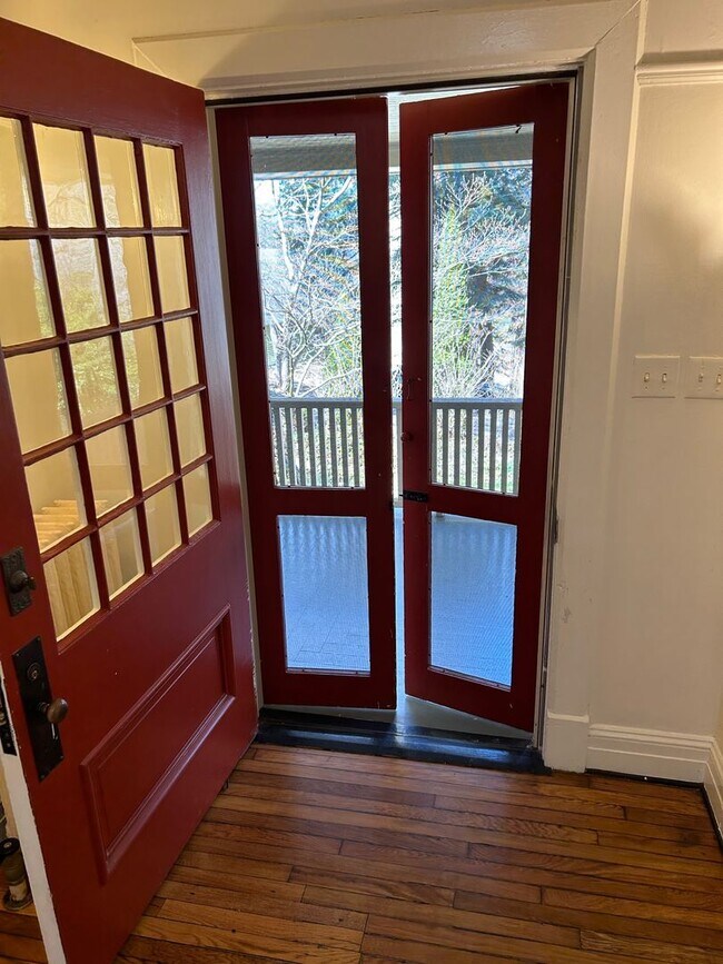 Photo - North AVL -  Renovated Arts & Crafts Cottage