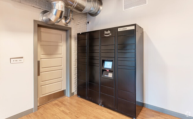 Amazon Hub