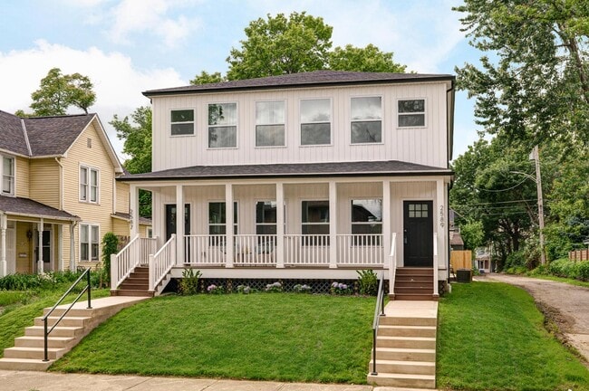 Building Photo - 2589 Dayton Ave