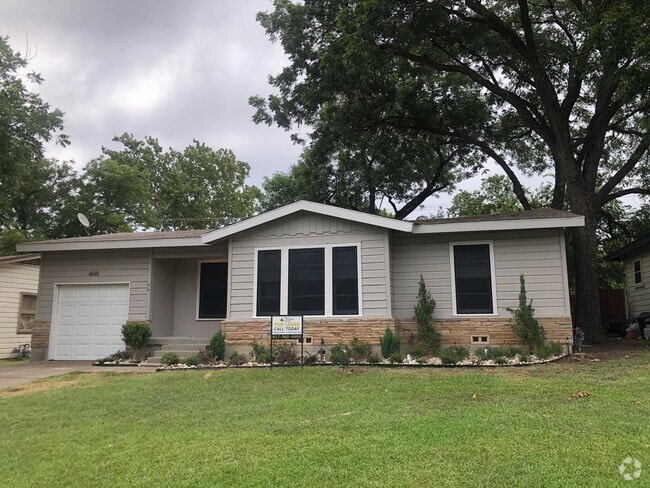Building Photo - Beautiful Cottage newly remodel!! LOVE thi... Rental