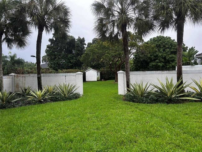 Building Photo - 7630 SW 73rd Pl Unit 1