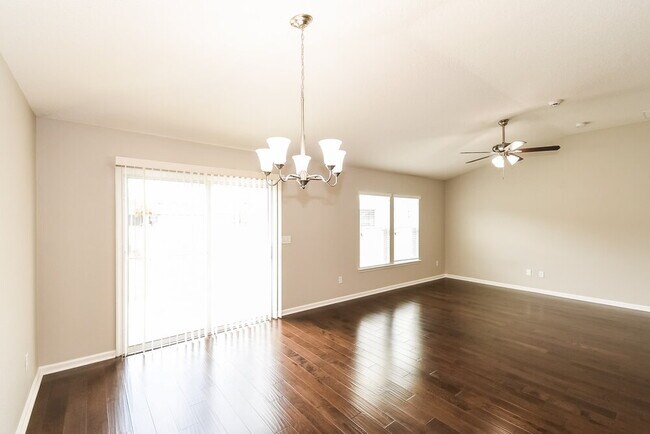Photo - 7580 Cosmo Ct