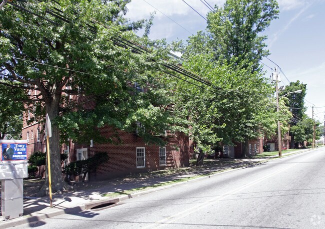 Rutgers Arms