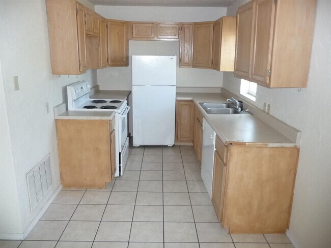 Photo - 1603 NW Williams Ave