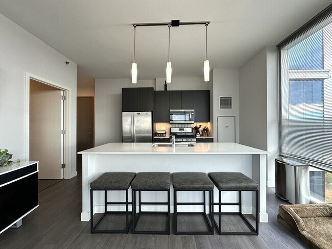 Photo - 1000 S Clark St Unidad 5161