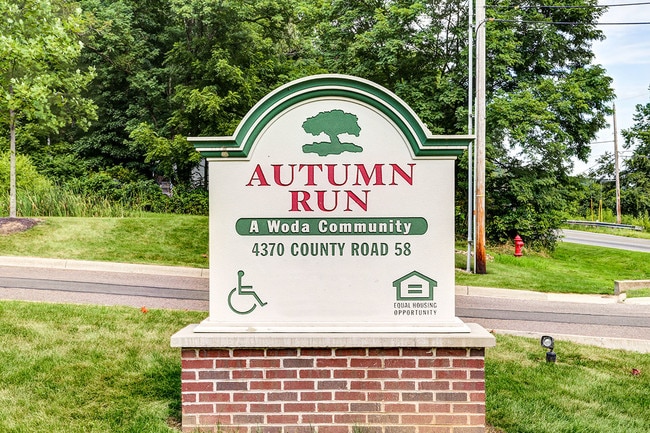 Autumn Run - Autumn Run Apartments