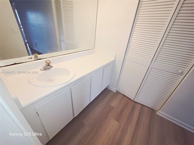 Photo - 20130 NE 3rd Ct Unit 6