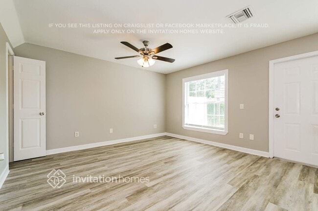 170 Carol Susan Ln