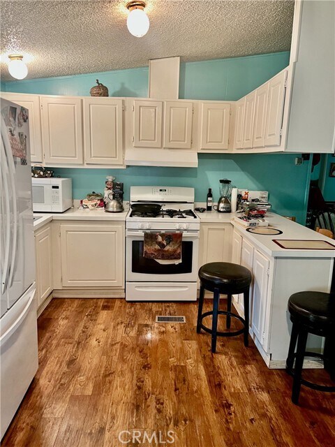 Photo - 21400 Dry Creek Cutoff