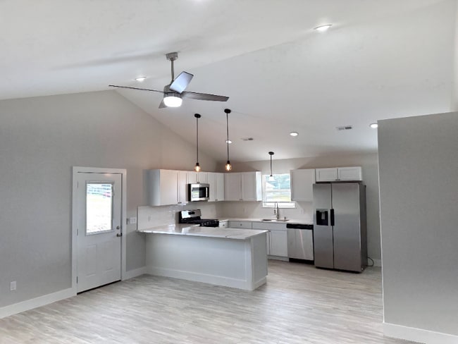 Photo - 1956 W Cadmus Rd