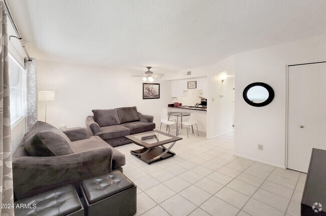 Building Photo - 7436 E Chaparral Rd Unit 120B Rental
