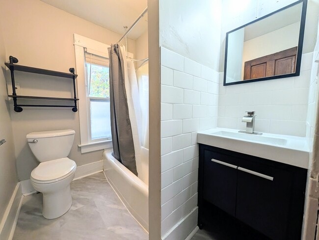 Photo - 1012 Bethel St