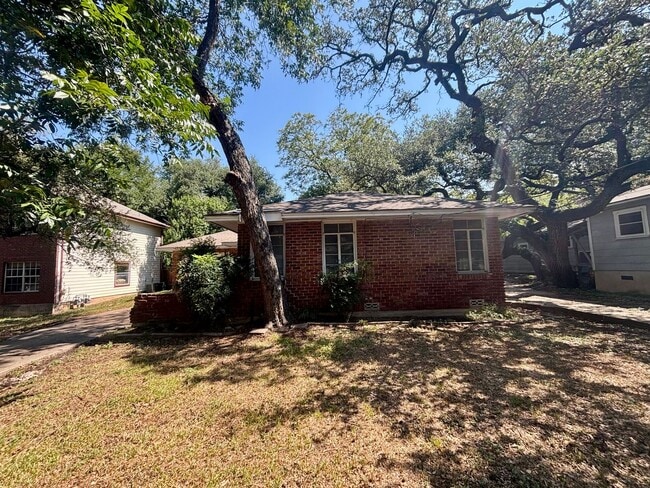 Photo - 914 Keith Ln