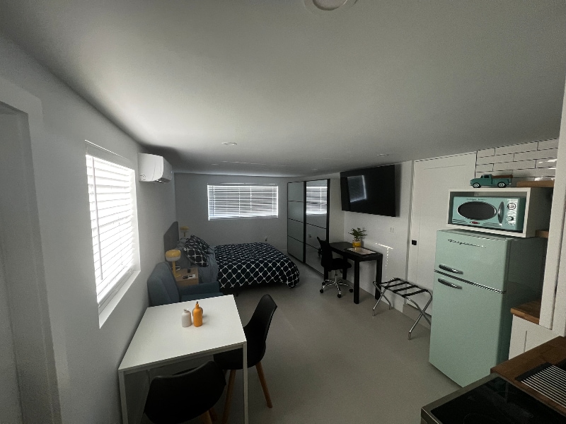 Photo - 140 NW 38th St