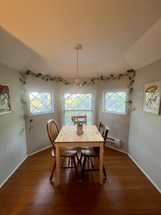 Photo - 56 Oliver St Unit 2