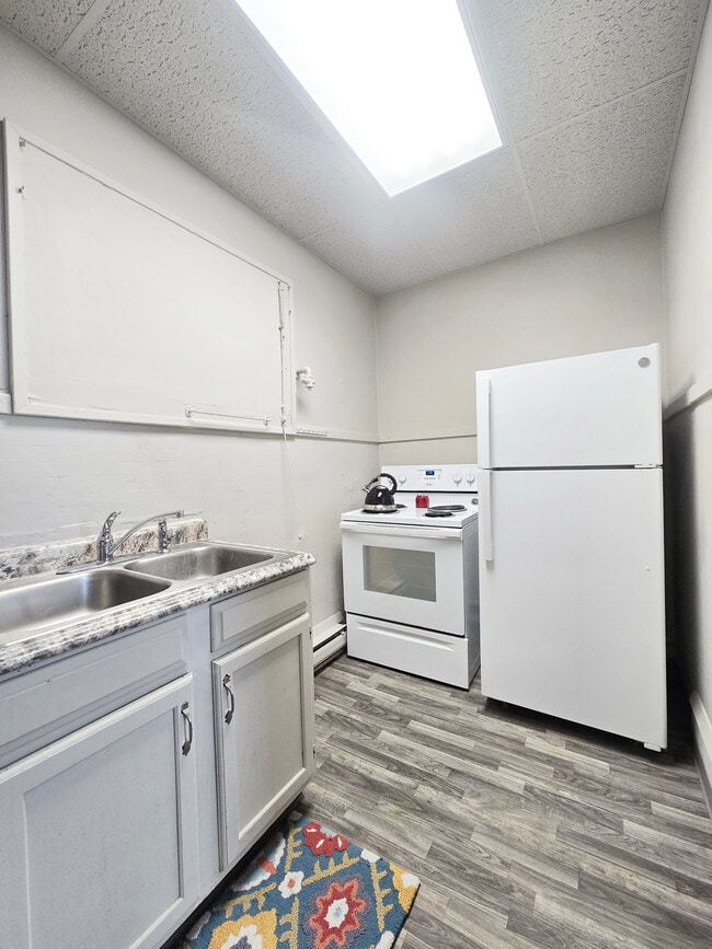 Photo - 221 1st Ave N Unit 4