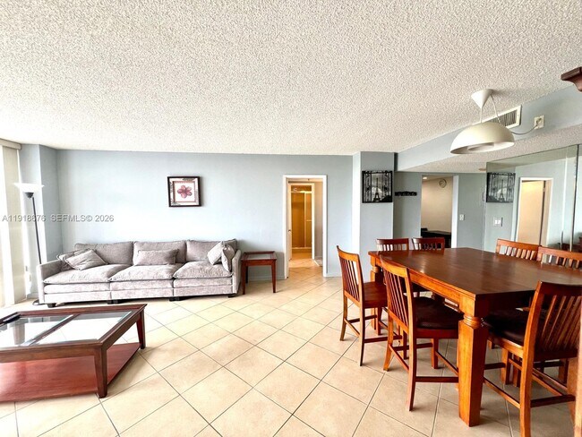 Photo - 20515 E Country Club Dr Unit 541