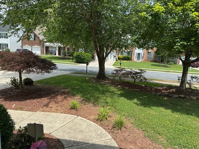 Photo - 7811 Noland Woods Dr