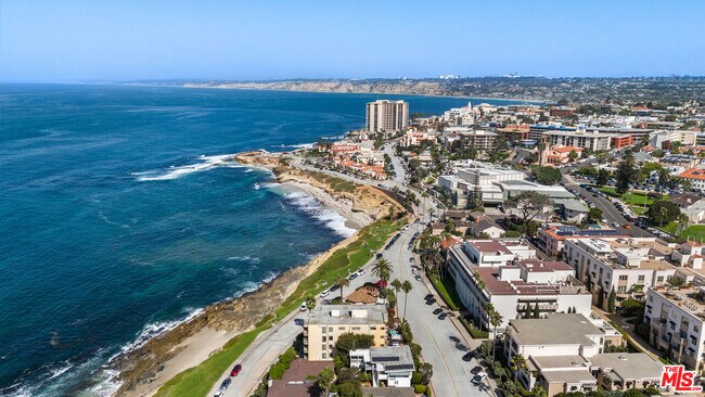 457 Coast Blvd Unit 403