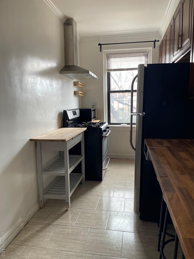 Photo - 77-20 Austin St Unit 2E