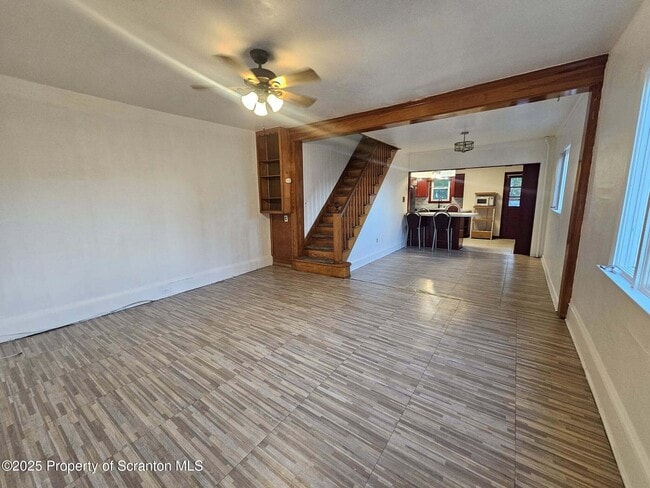 Photo - 423 E Lackawanna Ave