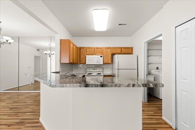 Photo - 17104 Chesapeake Cir