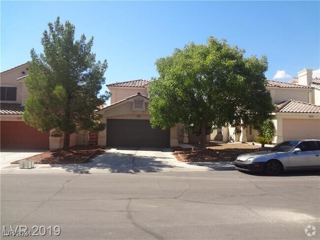 Building Photo - 9429 Deer Lodge Ln Rental