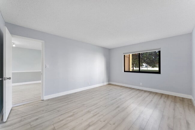 Photo - 9370 SW 8th St Unit 116