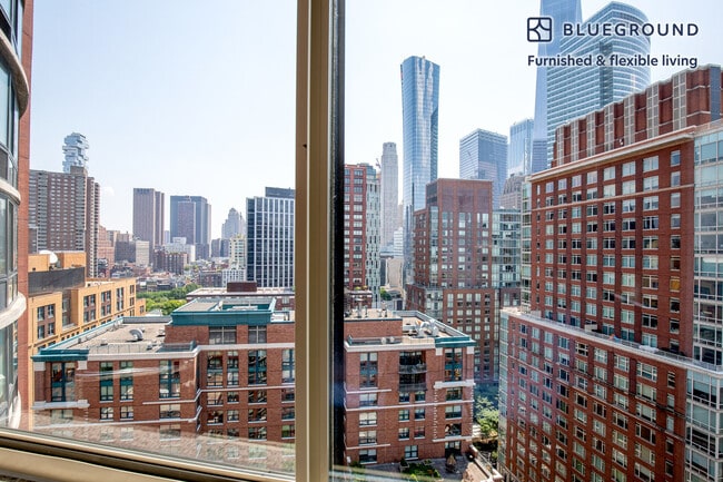 Photo - 400 Chambers St Unit FL22-ID300