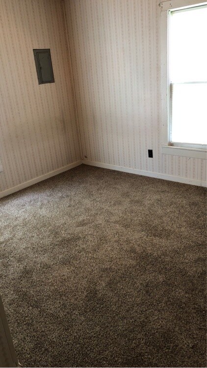Photo - 806 Rodd St
