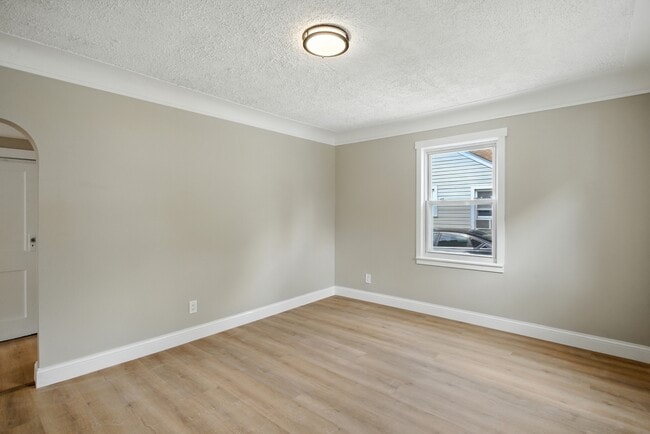 Photo - 23147 Vance Ave