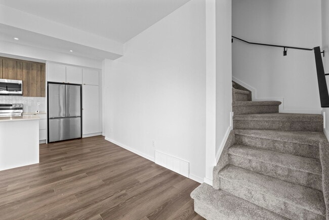 Photo - 16210-1103A 103a Ave NW Unité 16216 Upper