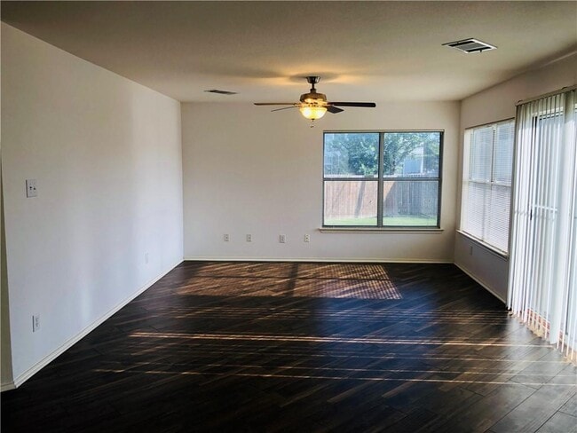 Photo - 1304 Water Spaniel Way