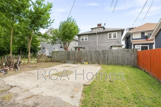 Photo - 3618 Salem St