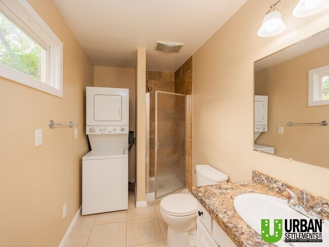 Photo - 1103 W Sinto Ave