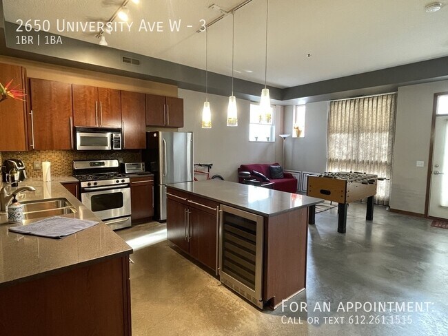 Photo - 2650 University Ave W