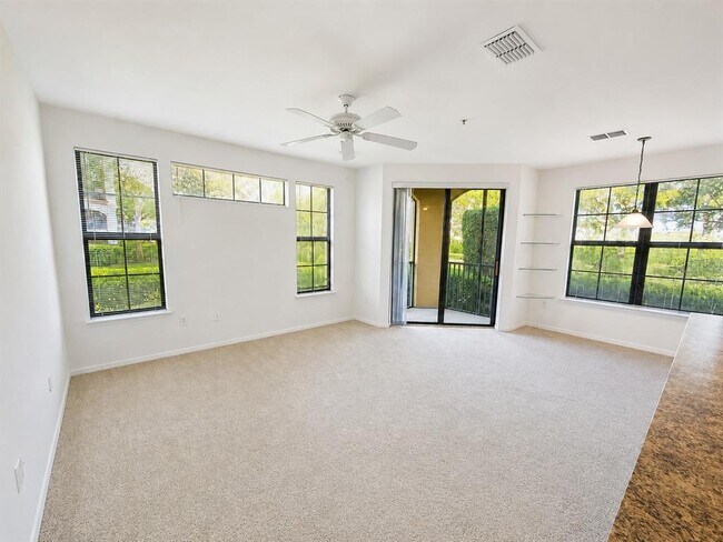 Photo - 8341 38th St Cir E Unidad 107