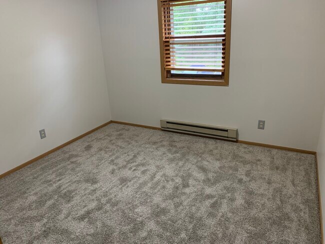 Photo - Iowa Ave Unit 5