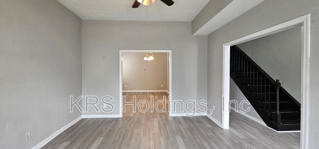 Photo - 827 Marshall Ave