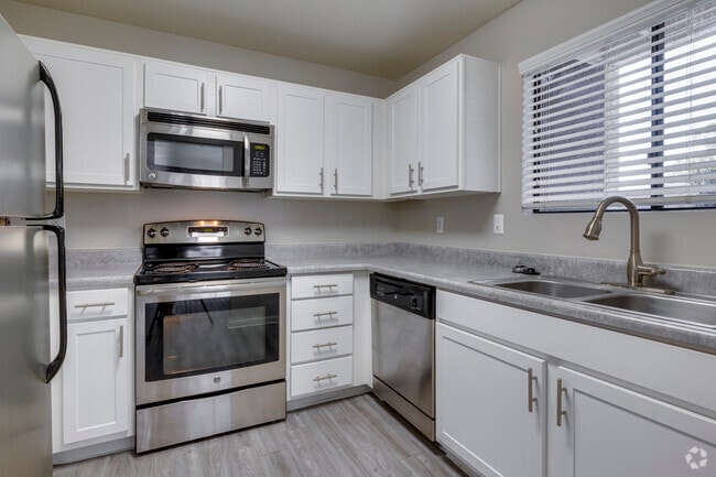 Kitchen - 2BR, 2BA - 1020SF