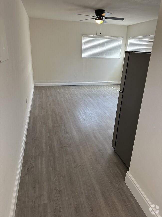 Building Photo - 1709 Tamarme Ter Rental