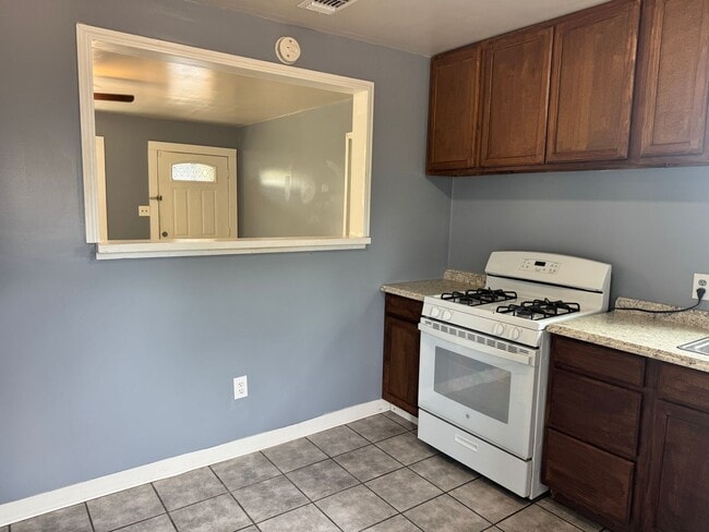 Photo - Charming 3 Bedroom 1 Bath Home