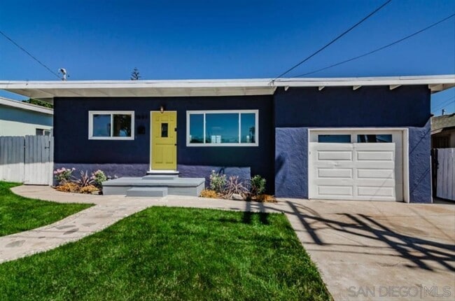 Building Photo - Remodeled 3 bedroom 2 bath. Fenced yard. Outdoor shower, deck ,attached garage. Near beaches.